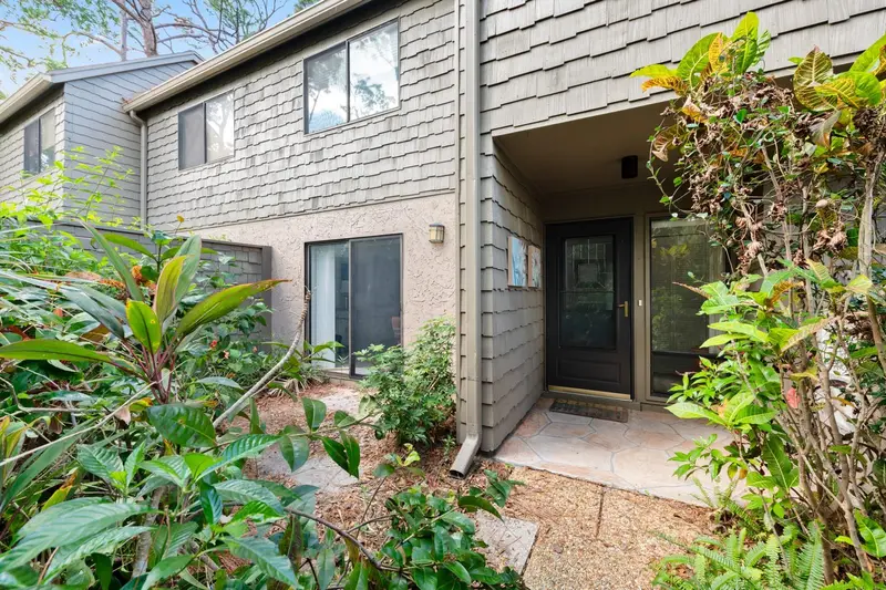 Sarasota pending