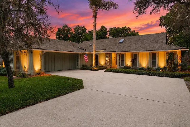 550 Bottlebrush Ct, FL
