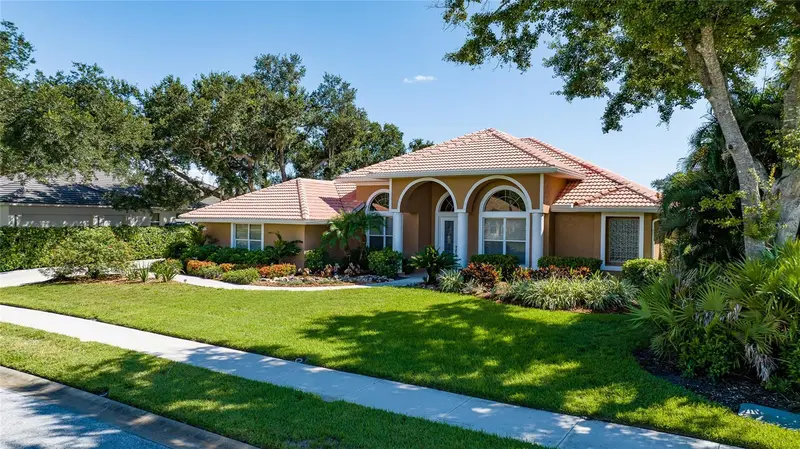 8437 Eagle Preserve Way, FL