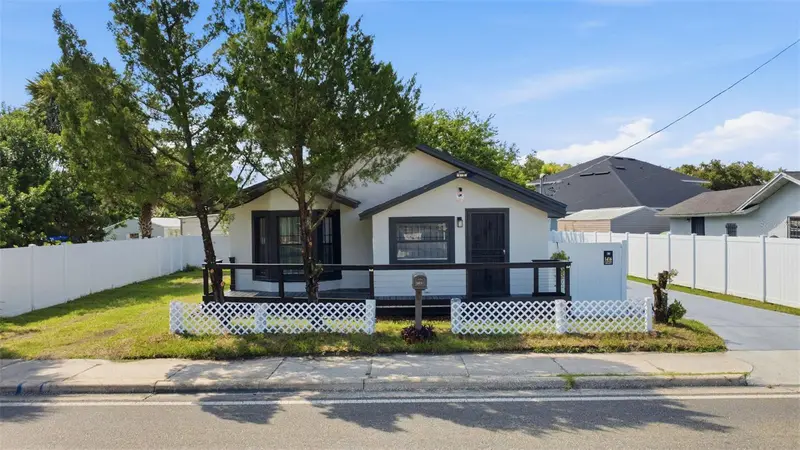 1416 Southwest Rd, FL