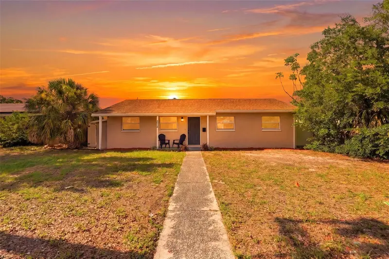 4075 38th Ave N, FL