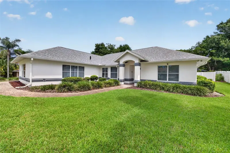 1004 Staggerbush Pl, FL