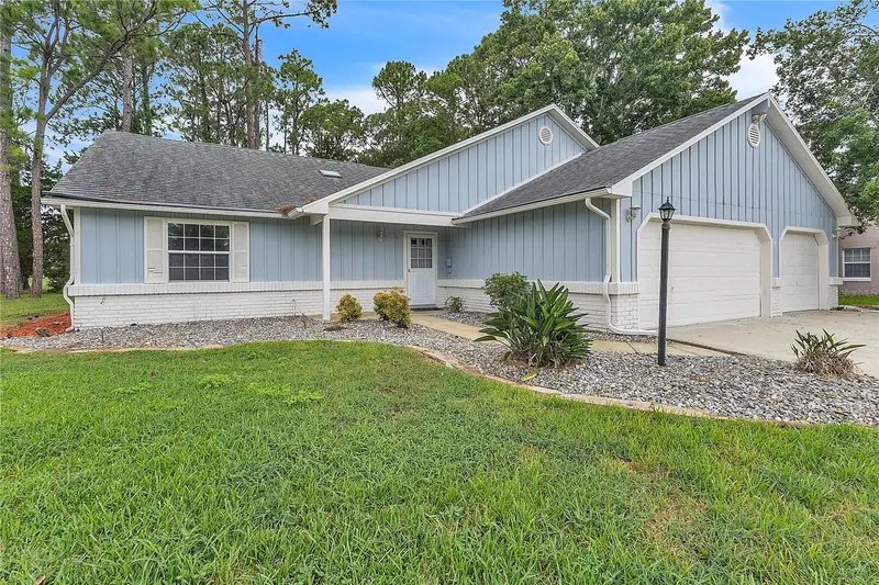 Pine Lakes listing