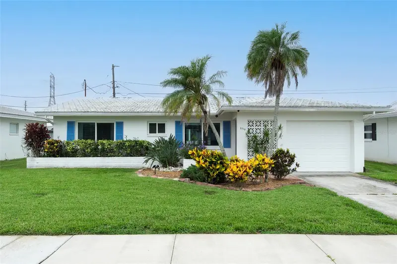 3710 98th Ave N, FL