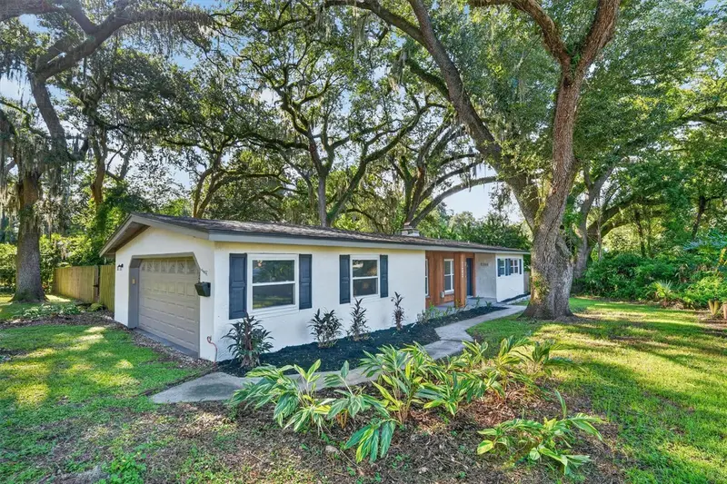 1202 Oranole Rd, FL
