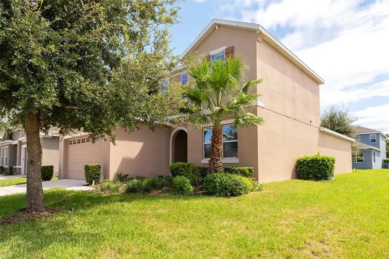 995 Karst Tree Ln, FL