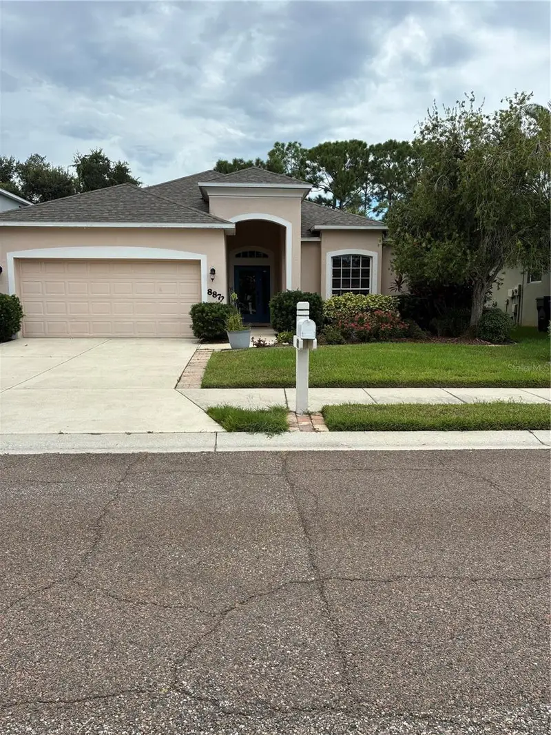 8872 Founders Cir, FL