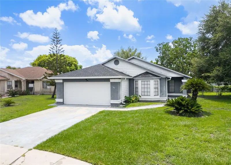 182 Pinewood Cir, FL