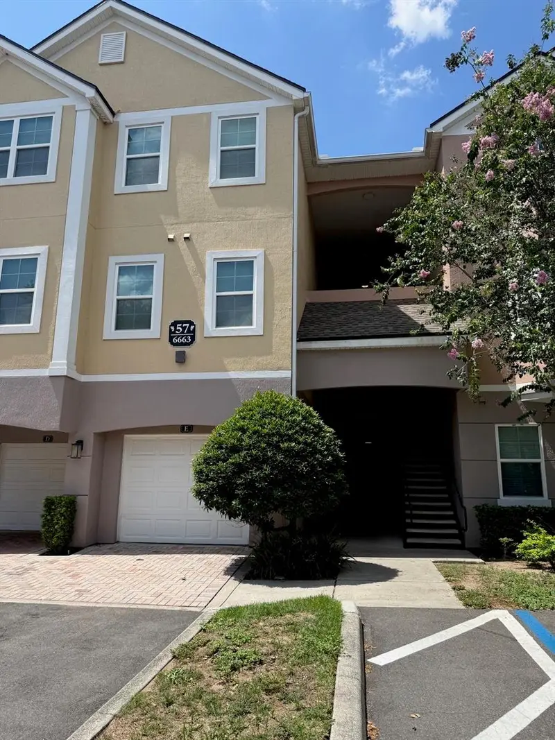 6663 Queens Borough Ave #206, FL