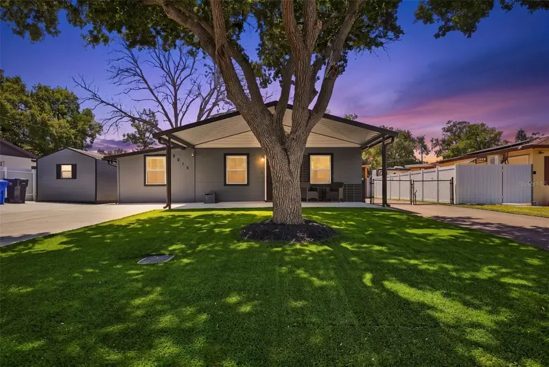 8015 Tudor Pl, FL