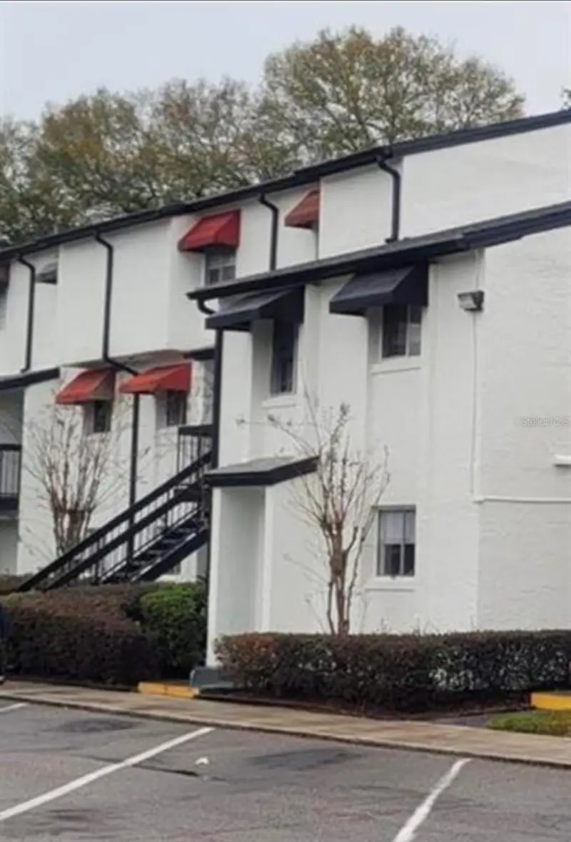 4203 S Semoran Blvd #4, FL