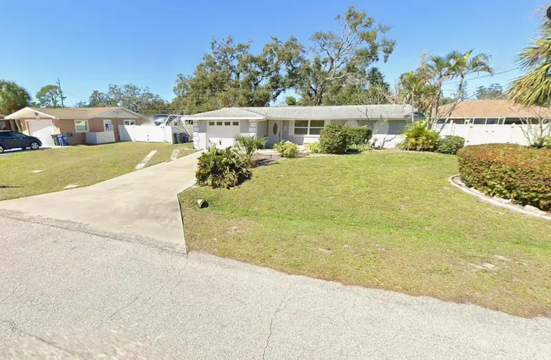 360 Foxglove Rd, FL