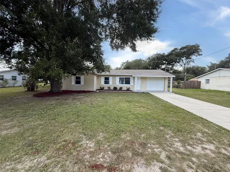 Fruitland Park listing