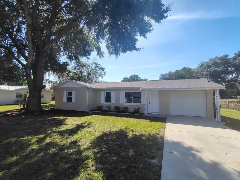 904 Hickory Ave, FL