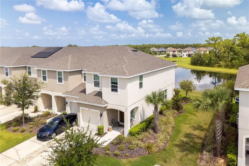 2037 Crystal Bell St, FL