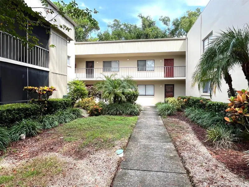 3300 Fox Chase Cir N #219, FL