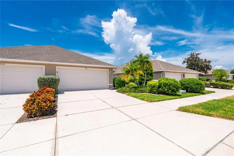 Villas of Sabal Trace pending