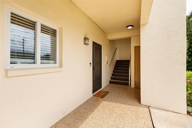 4595 Chancellor St Ne #114, FL
