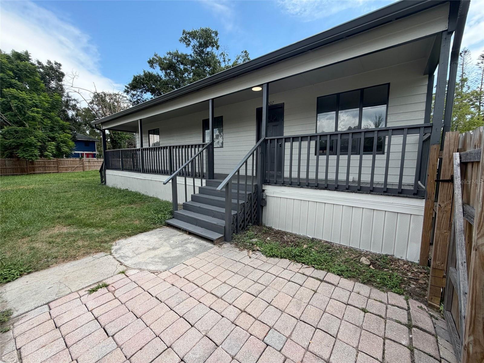 9307 8th Ave, FL