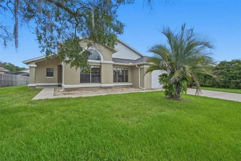 13449 Texas Woods Cir, FL