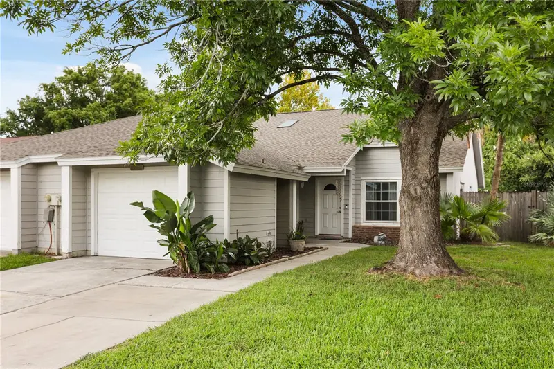1982 Water Ln, FL