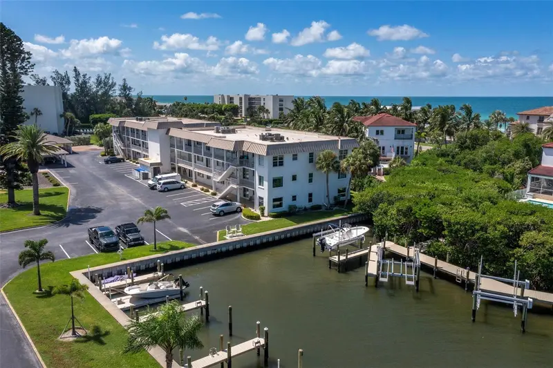 3320 Gulf Of Mexico Dr #206c, FL