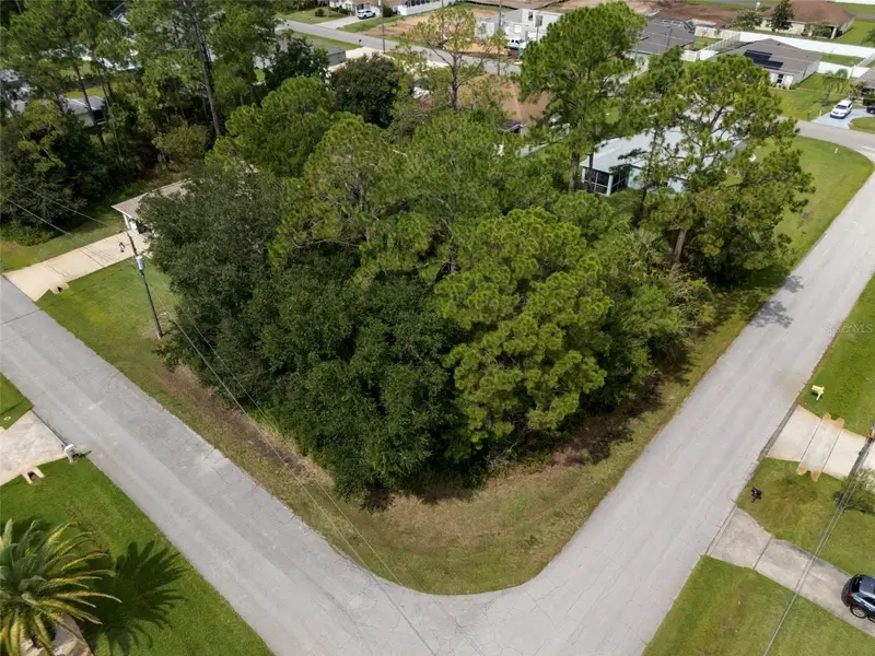 37 Riverdale Ln, FL