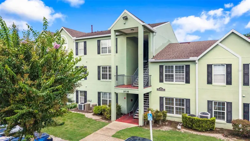 2035 Dixie Belle Dr #2035m, FL