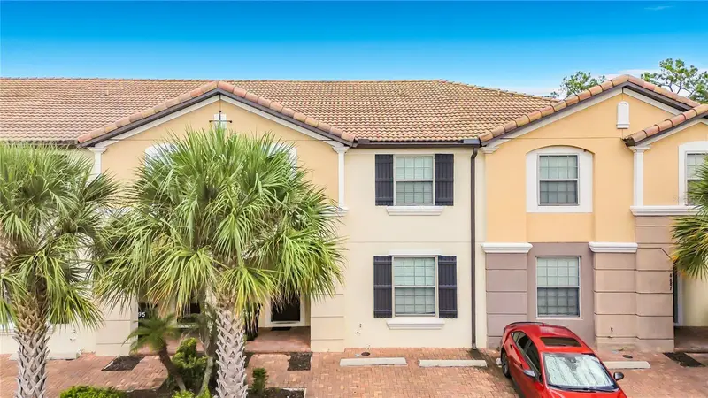 8891 Geneve Ct, FL