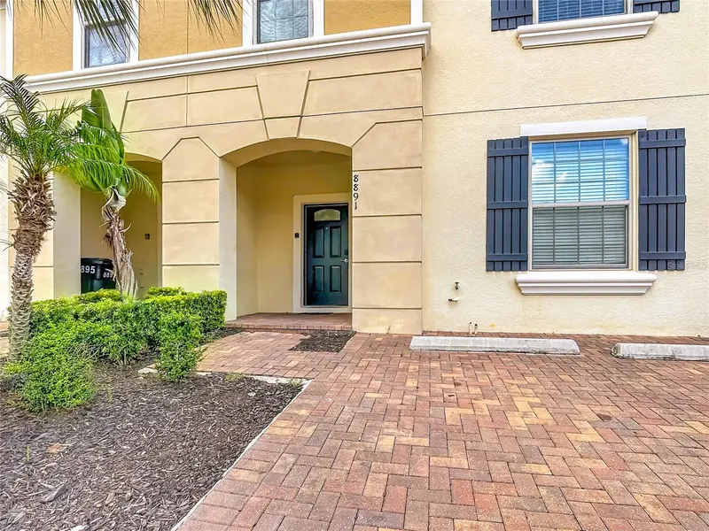 8891 Geneve Ct, FL