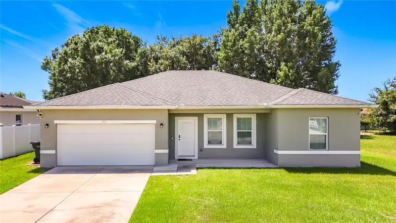 306 Clearwater Ln, FL
