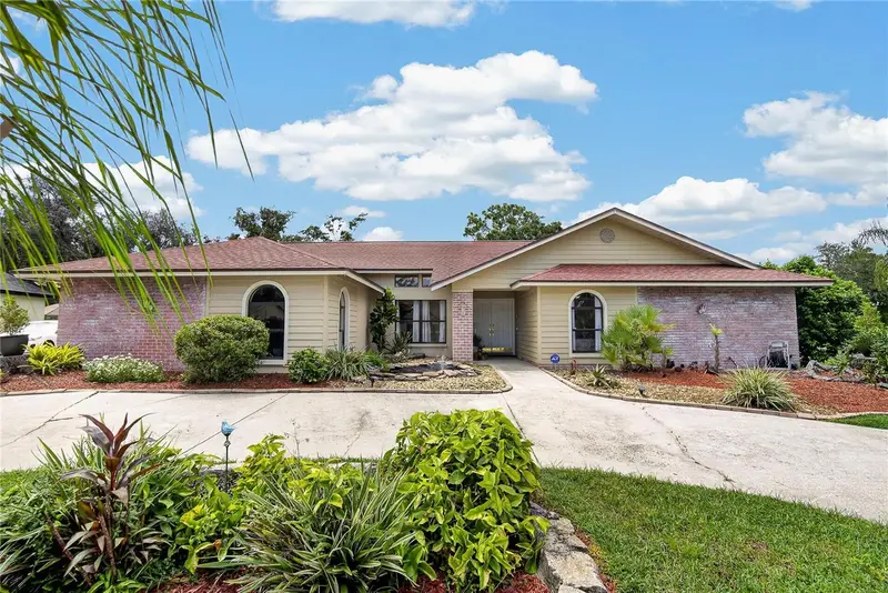 2814 Hammock Dr, FL
