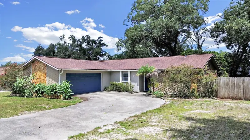 11506 Whisper Ridge Ct, FL