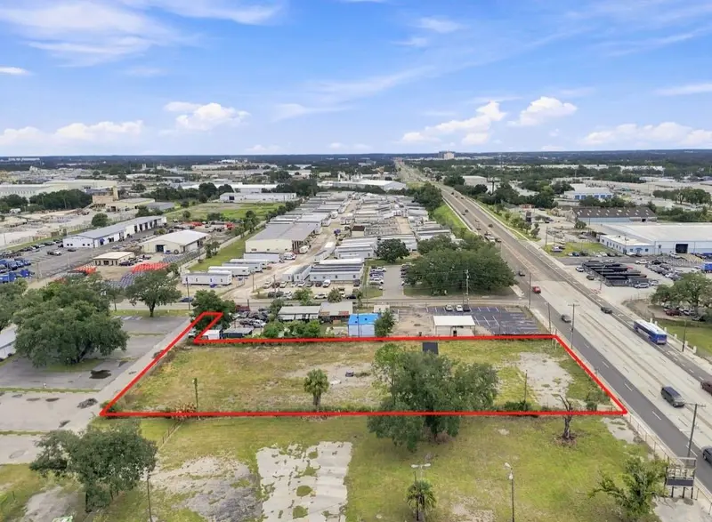 4946 E Hillsborough Ave, FL