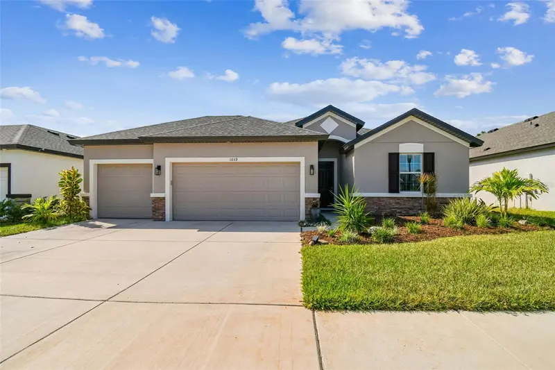 1039 Davis Heather Cir, FL