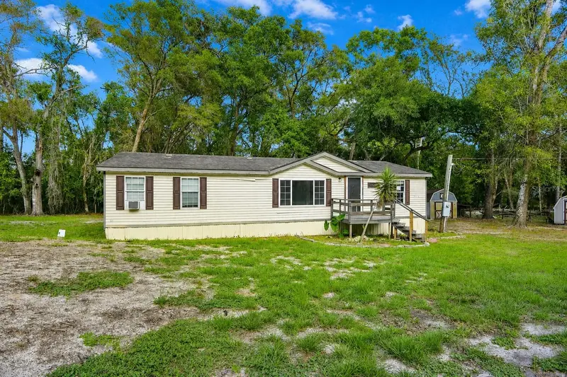 17438 Lawless Rd, FL