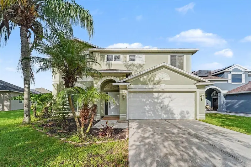 19431 Sandy Springs Cir, FL