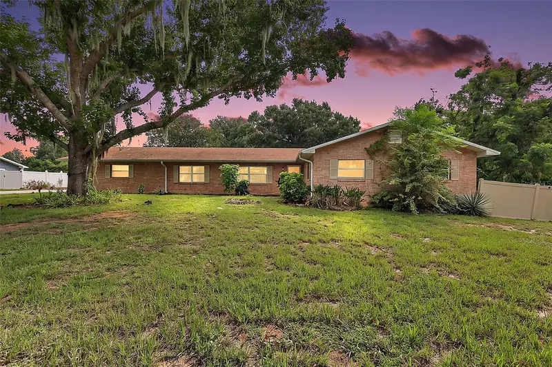 5 Hermosa Dr, FL