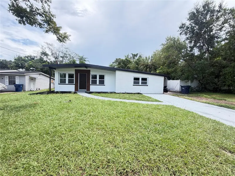 9505 N Willow Ave, FL