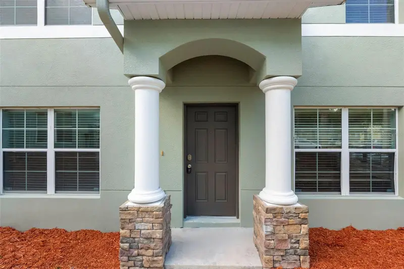 10931 Keys Gate Dr, FL