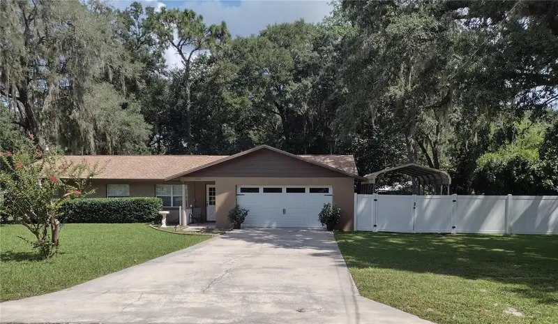 2301 Ne 32nd Pl, FL