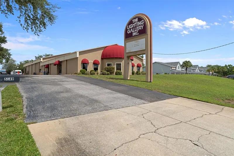 5149 Mariner Blvd, FL