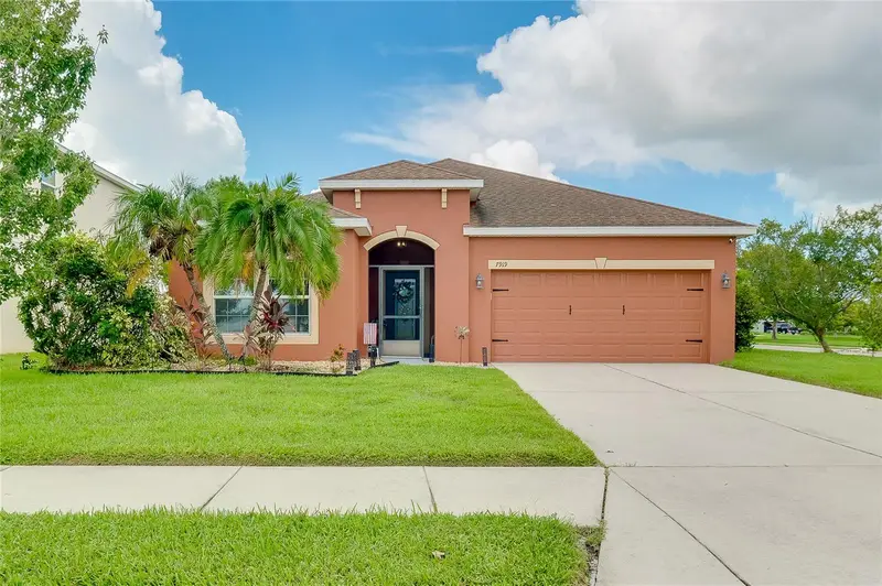 7919 113th Ave E, FL
