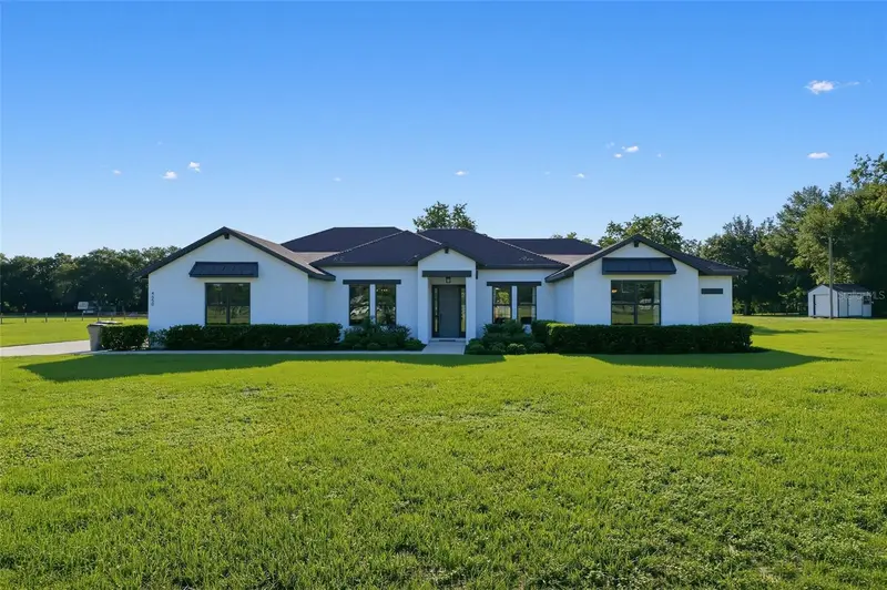 Groveland listing