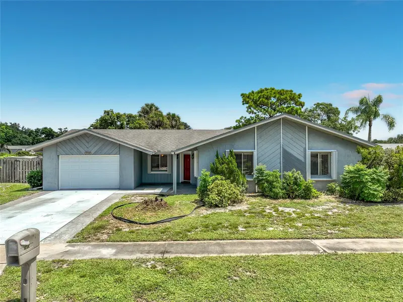 2983 Ontario Cir W, FL