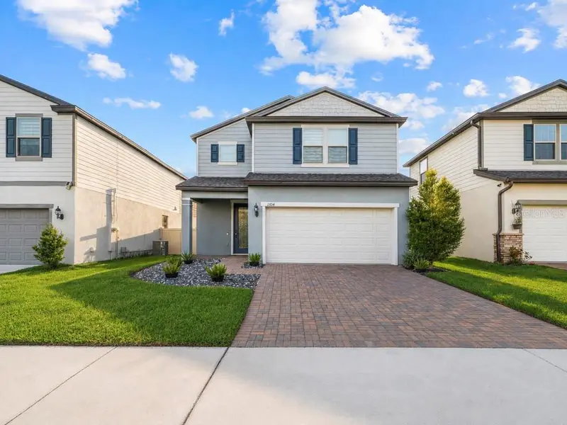 2704 Vista Verde Ln, FL