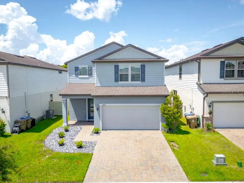 2704 Vista Verde Ln, FL
