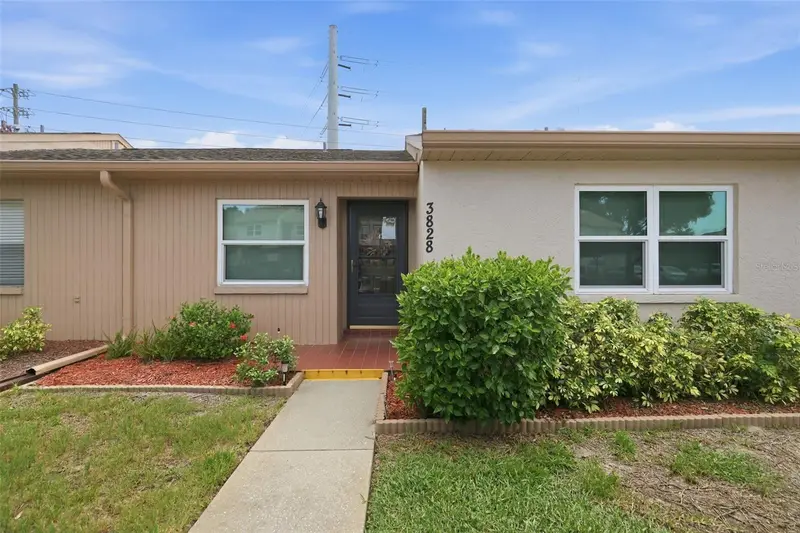 3828 Sailmaker Ln, FL