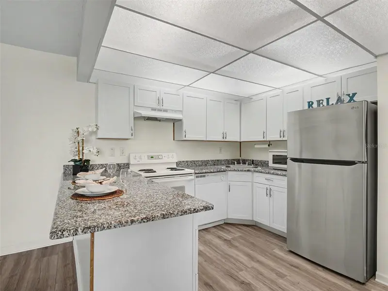 2300 Aaron St #208, FL