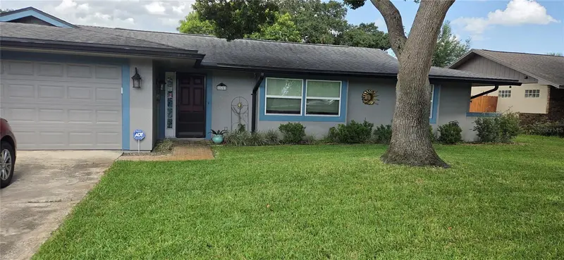 225 Yarmouth Rd, FL